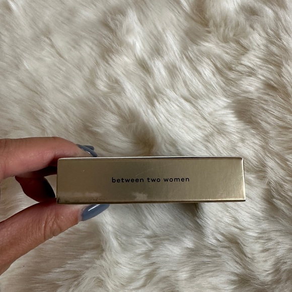 CODE 8 highlight sculpting HD palette - Picture 9 of 10